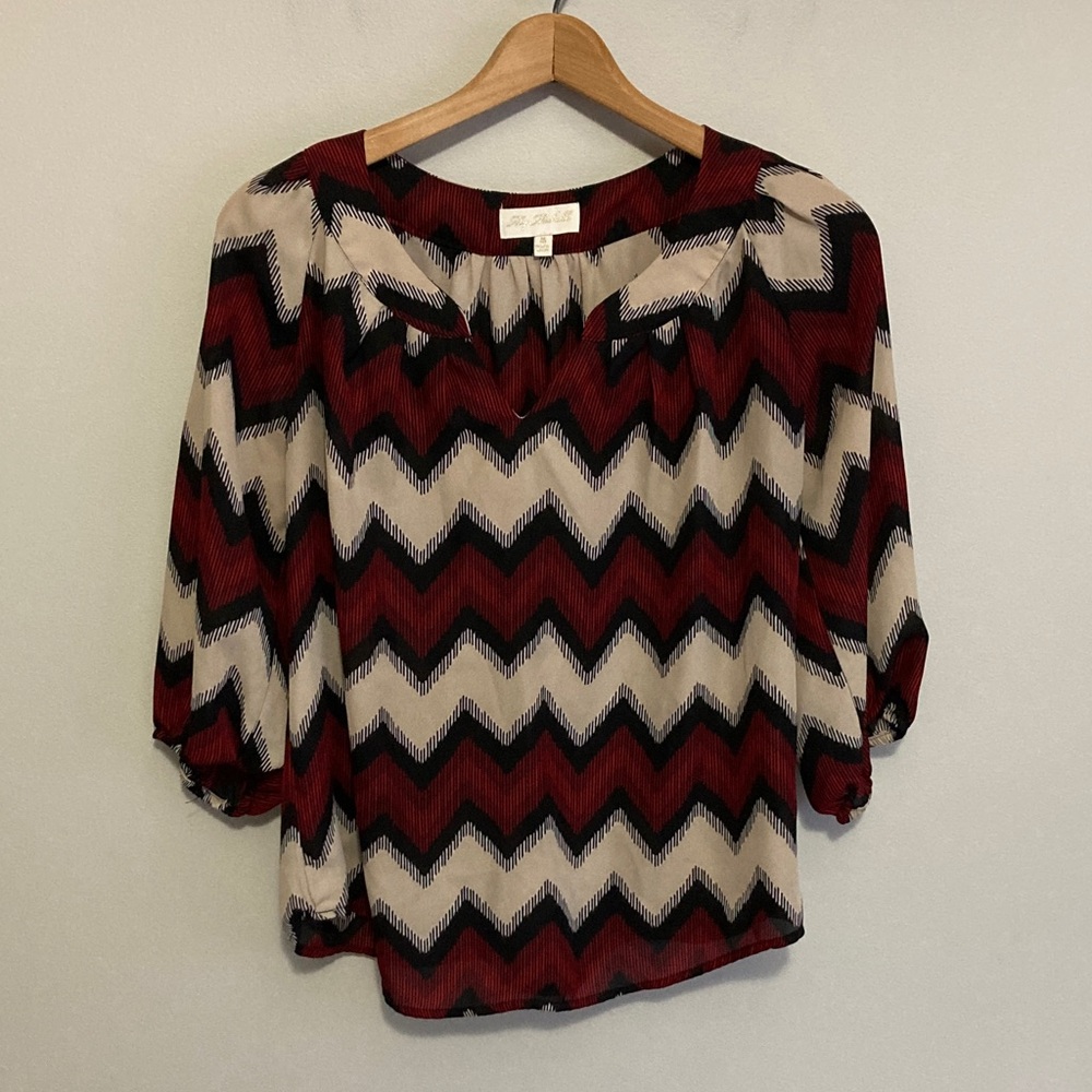 My Michelle Red, Black, and Cream Patterned Top, chevron, size Medium blouse